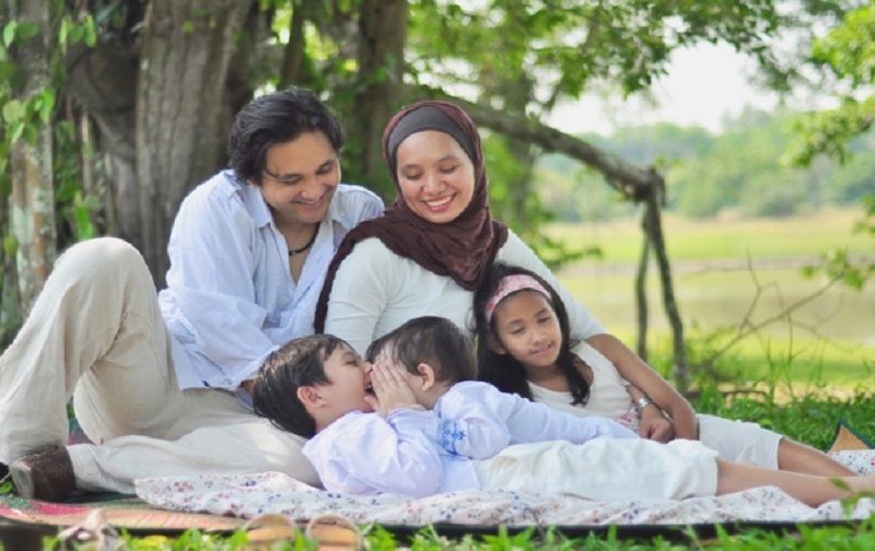 تربیت اطفال و فرزندان در خانواده از دیدگاه اسلام